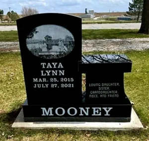 Custom photo monument for Taya Lynn